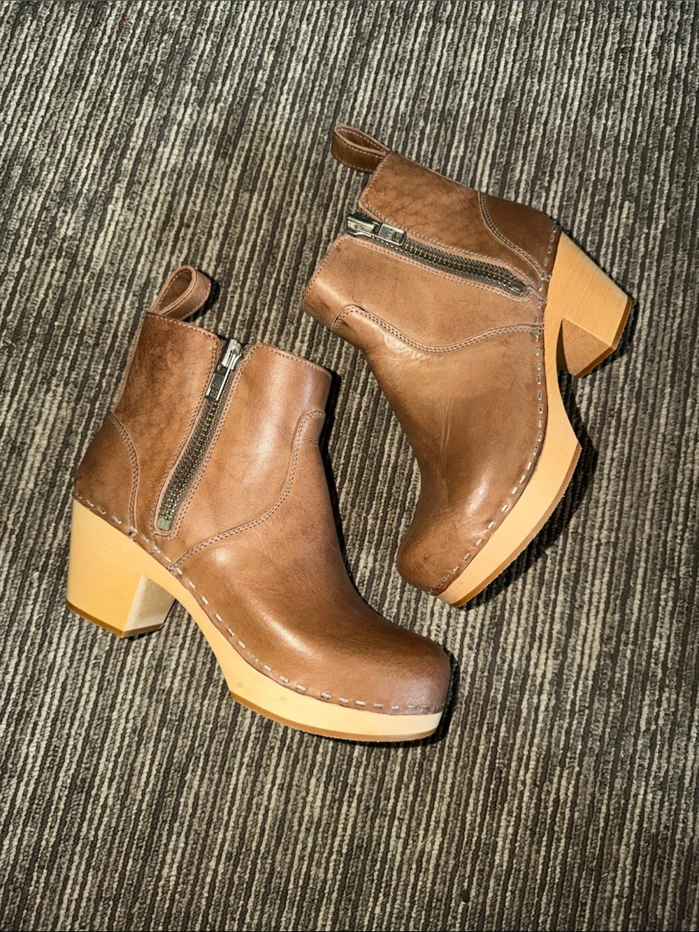 Swedish Hasbeens Zip It Emy Boots Size 37